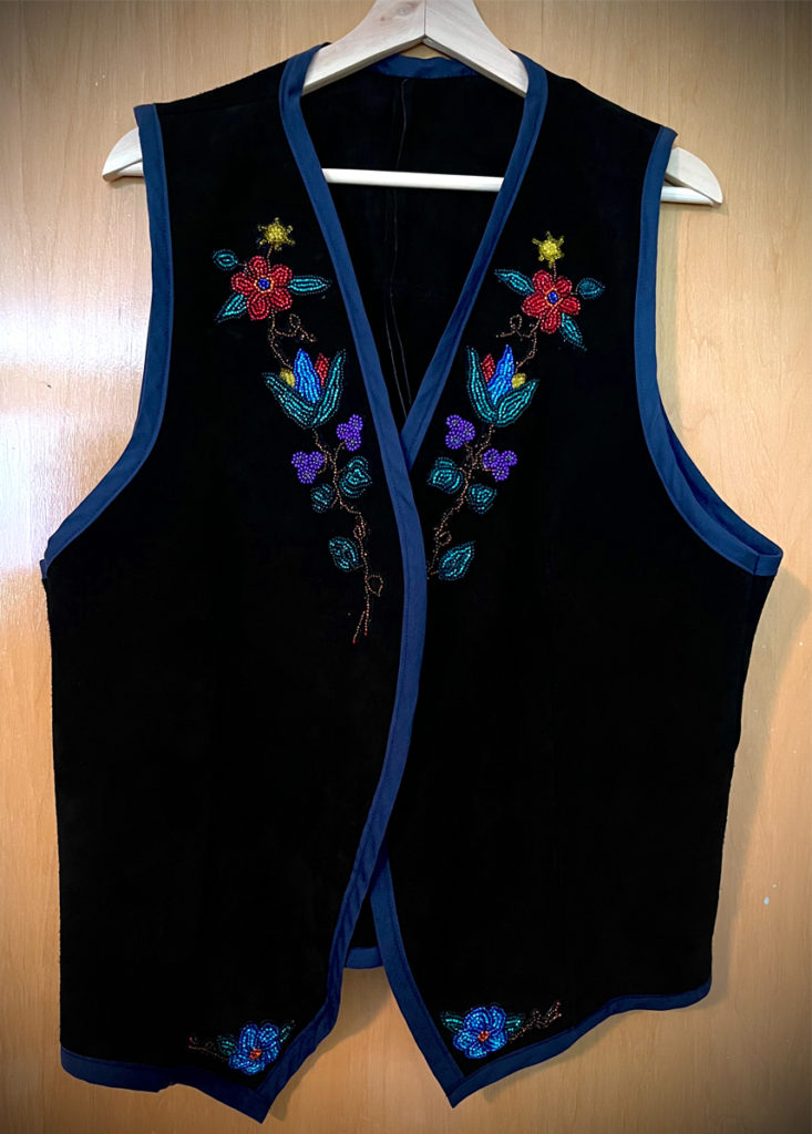 Métis Beaded Vest - JD Hawk's Art Studio